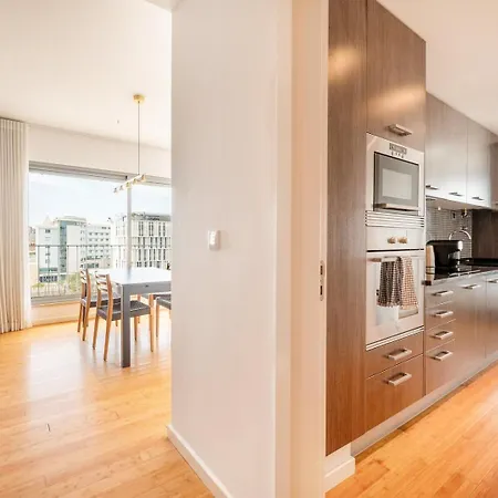 Guestready - Pedra Near Marina * Lisboa